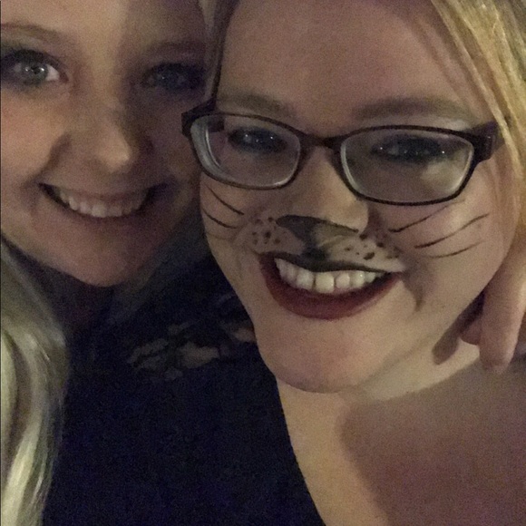 Meet your Posher, Rebecca - Picture 7 of 7